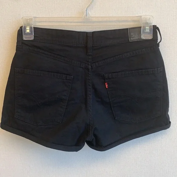 Levi’s Black High Rise Short • Sz 5 - Picture 2 of 10